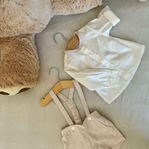 Ensemble chemise col mao salopette short